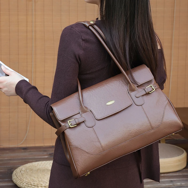 Damen-Unterarmtasche aus genar – Luxury Bags Tote Bewertung und Preis
