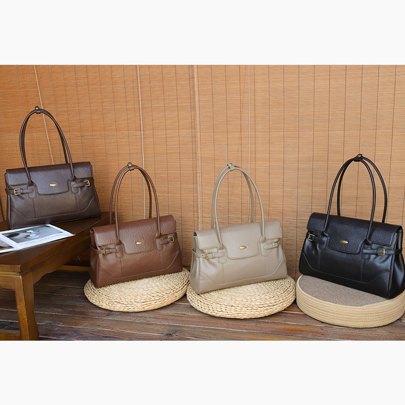 Damen-Unterarmtasche aus genar – Luxury Bags Tote Bewertung und Preis