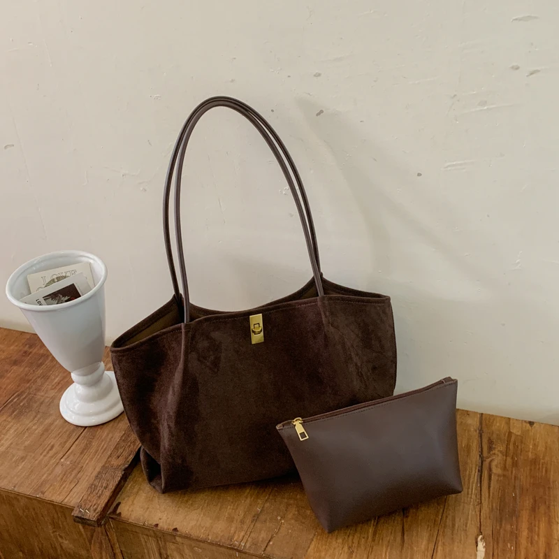 Retro-Handtasche aus Wildleder – Luxury Bags Tote Bewertung und Preis